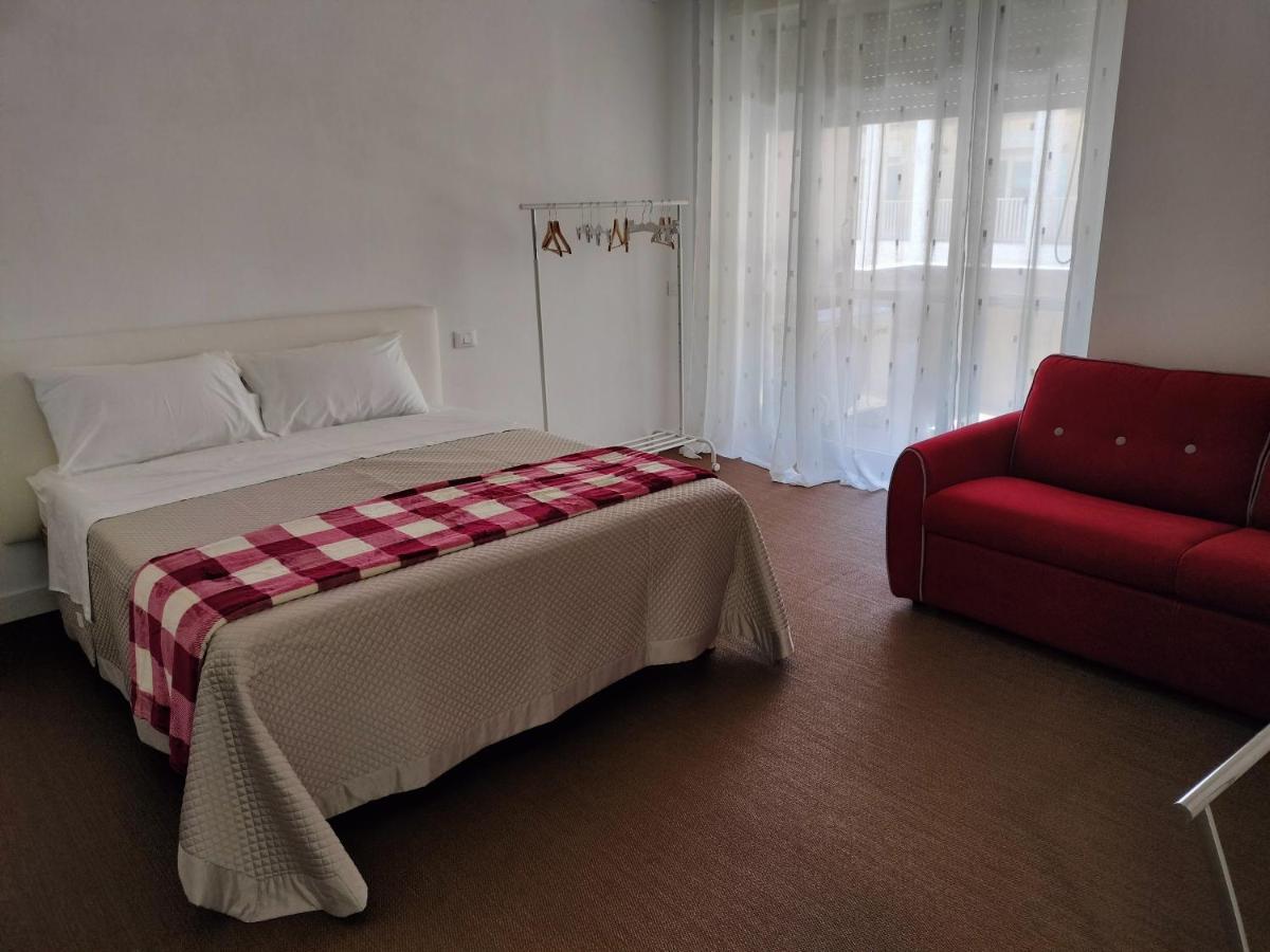 Matera Like Home - Rooms - Via Del Corso מראה חיצוני תמונה